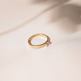 Unique handcrafted Wonder - gold engagement ring with diamond