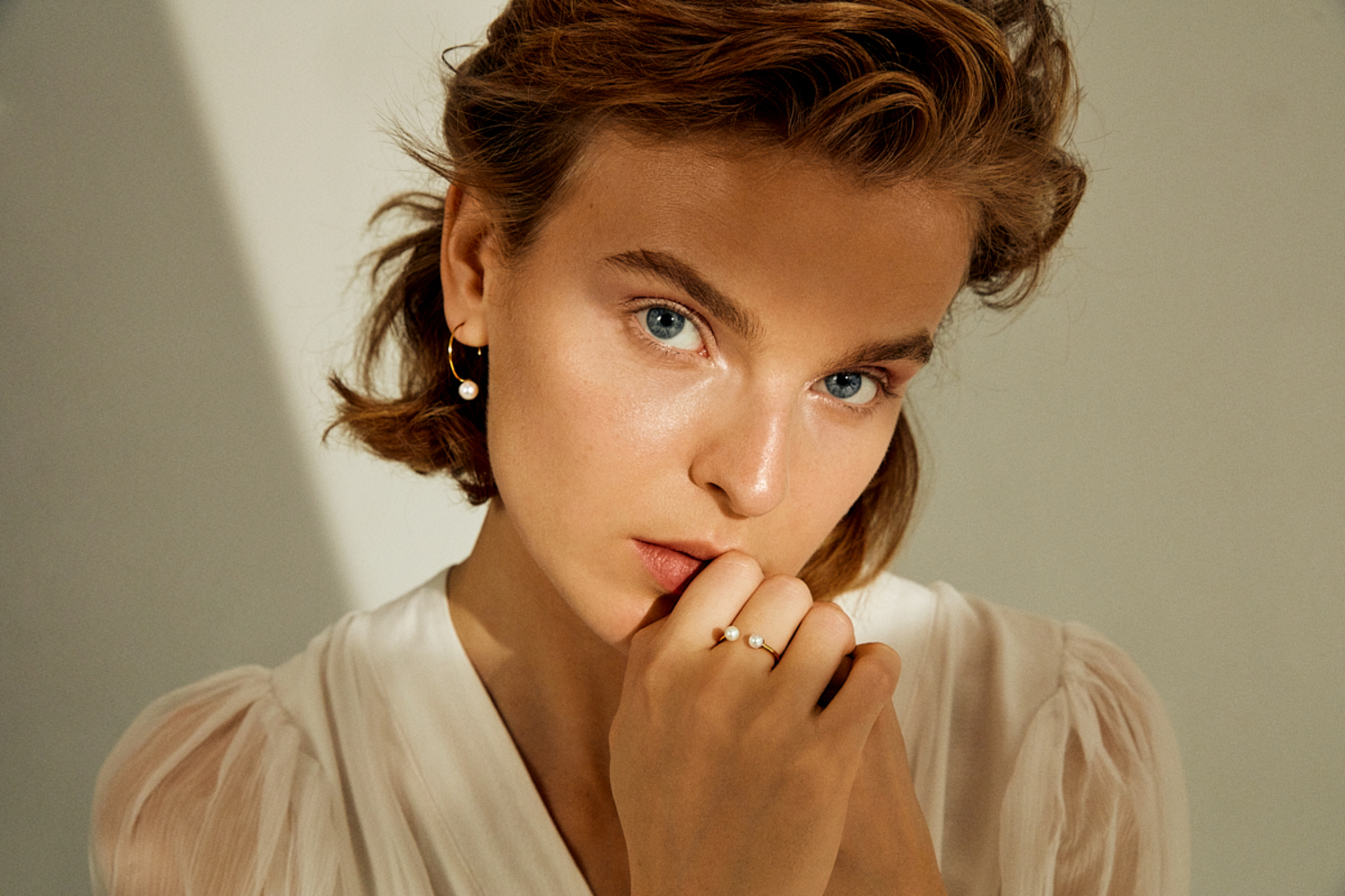 złote kolczyki z perłami imagine 03 dodatkowe zdjęcie 2