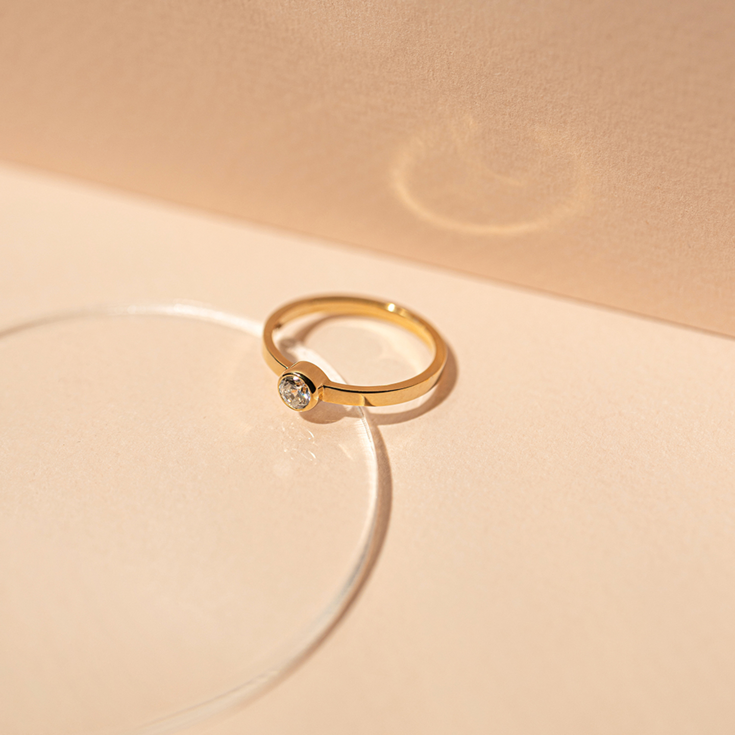 Złoty pierścionek zaręczynowy zaufanie dodatkowe zdjęcie 1